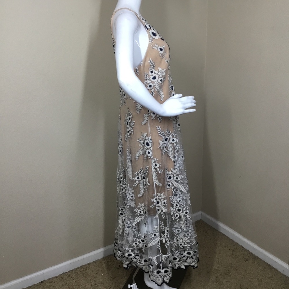 NWT Dress the Population Audrey Plunging A-line Midi Lace Sheer White Boho Dress - Picture 5 of 7
